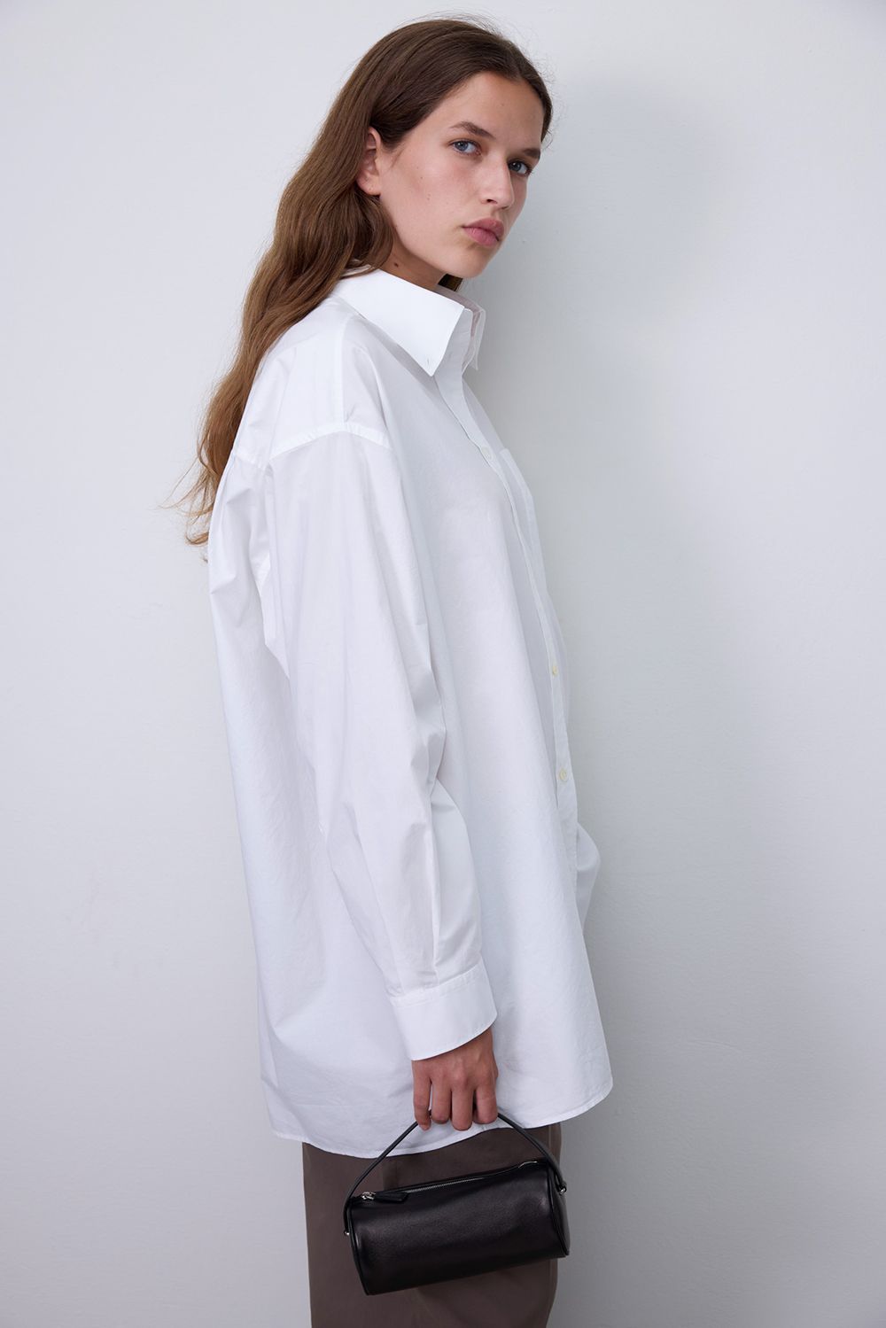 תמונת כל הלוק של תיק ראונד 90